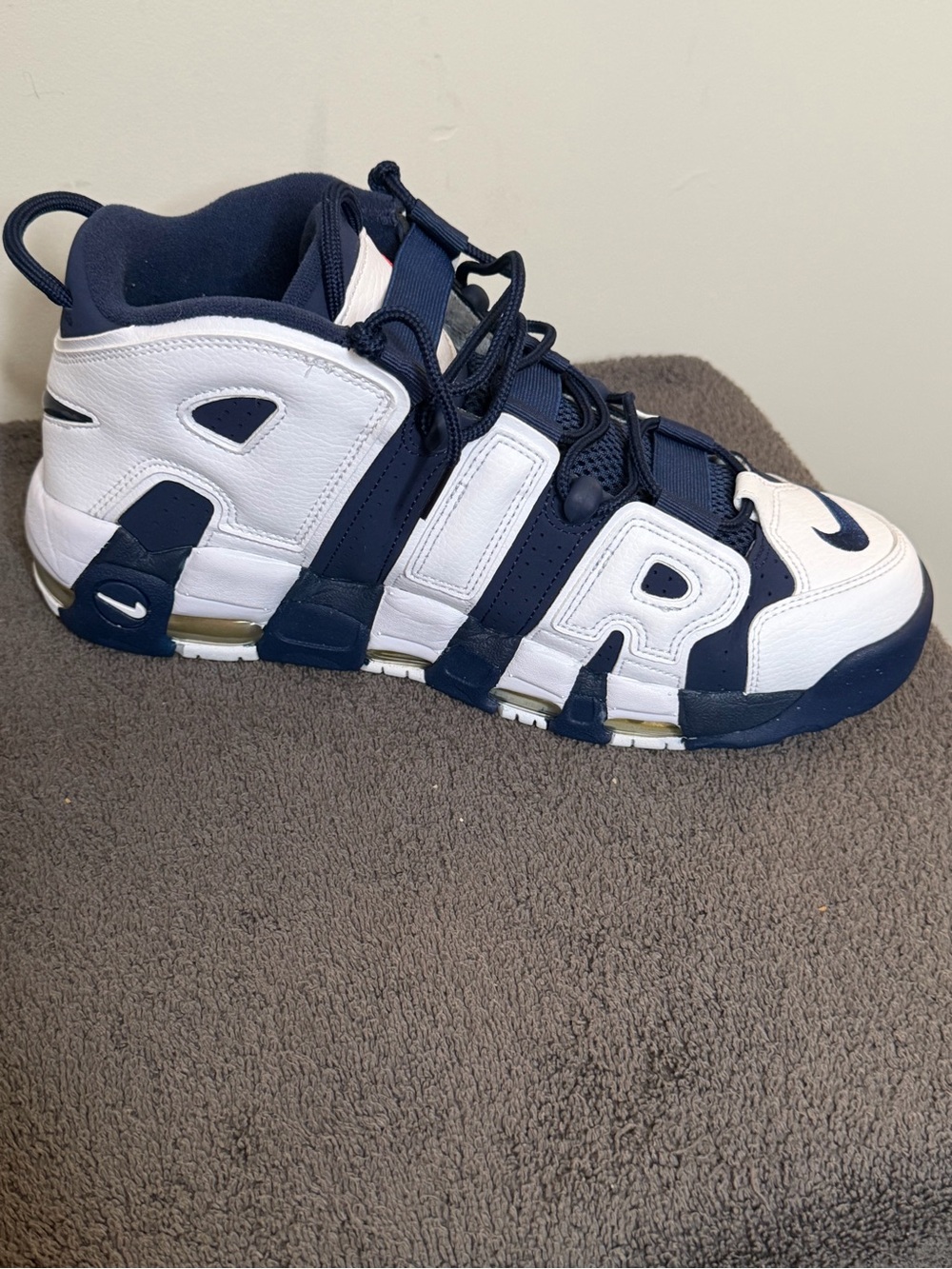 Nike Air More Uptempo ‘96 Olympic 2024 White Navy Red Mens size 10 1/2. - Picture 4 of 10